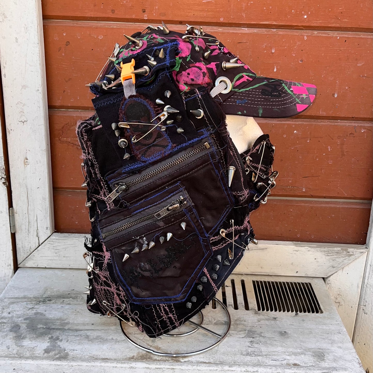 Basedbich 1 of1 safari inspired hat - basedbich