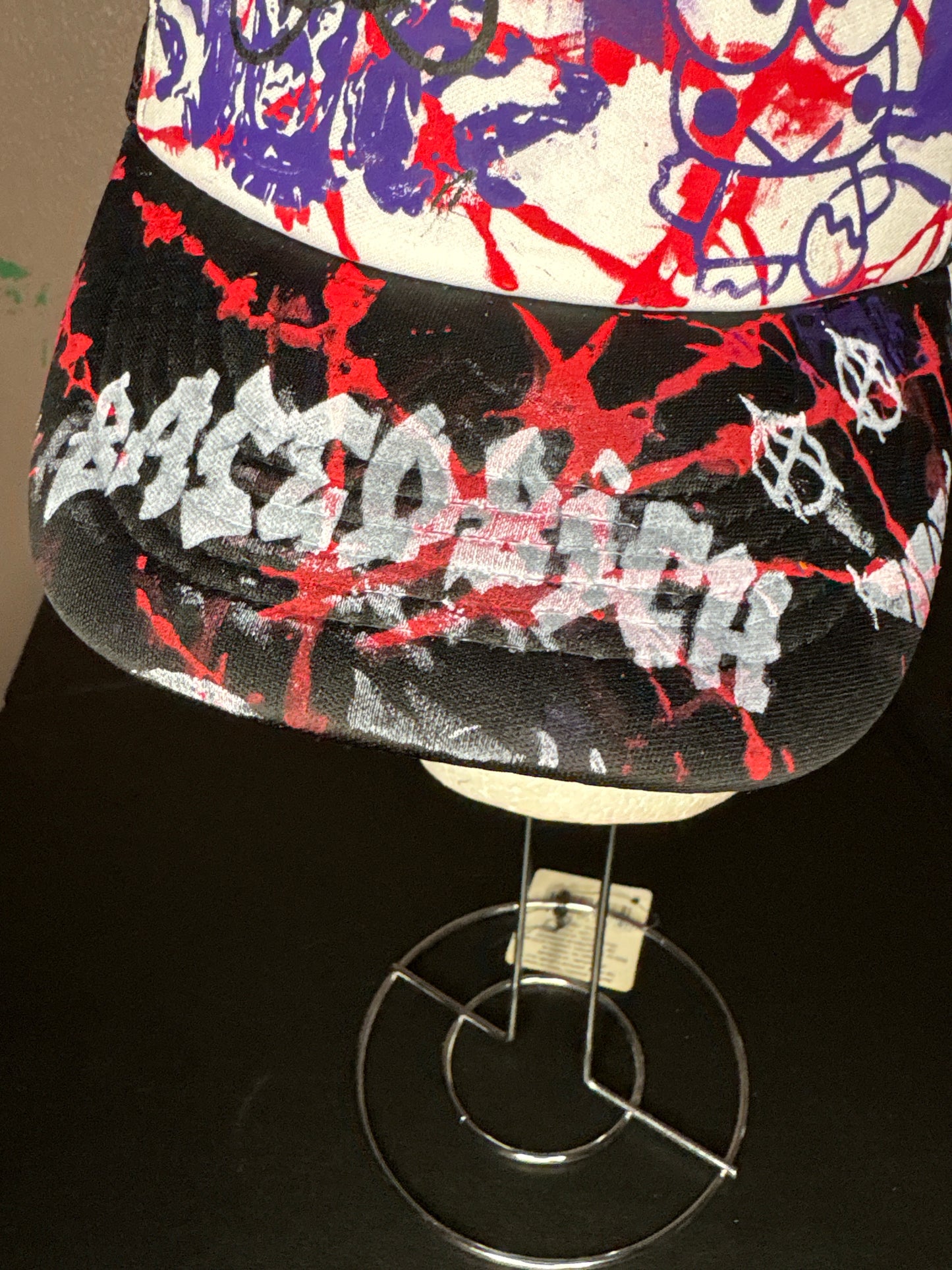 Basedbich 1of1 trucker hat