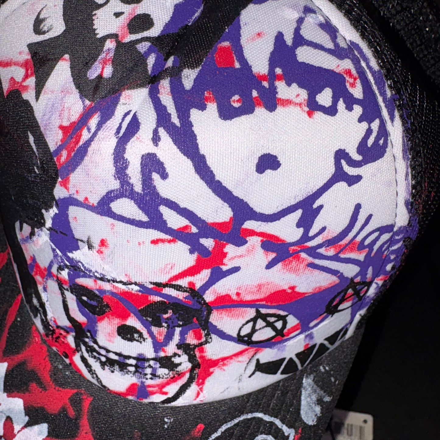 Basedbich 1of1 trucker hat